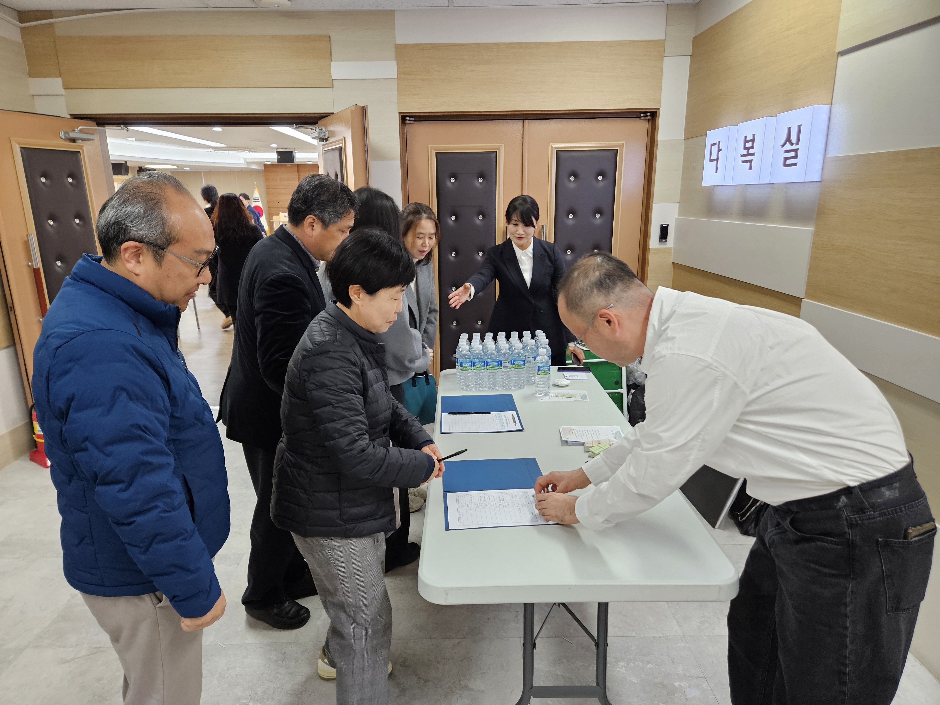 KakaoTalk_20251120_161955072_12